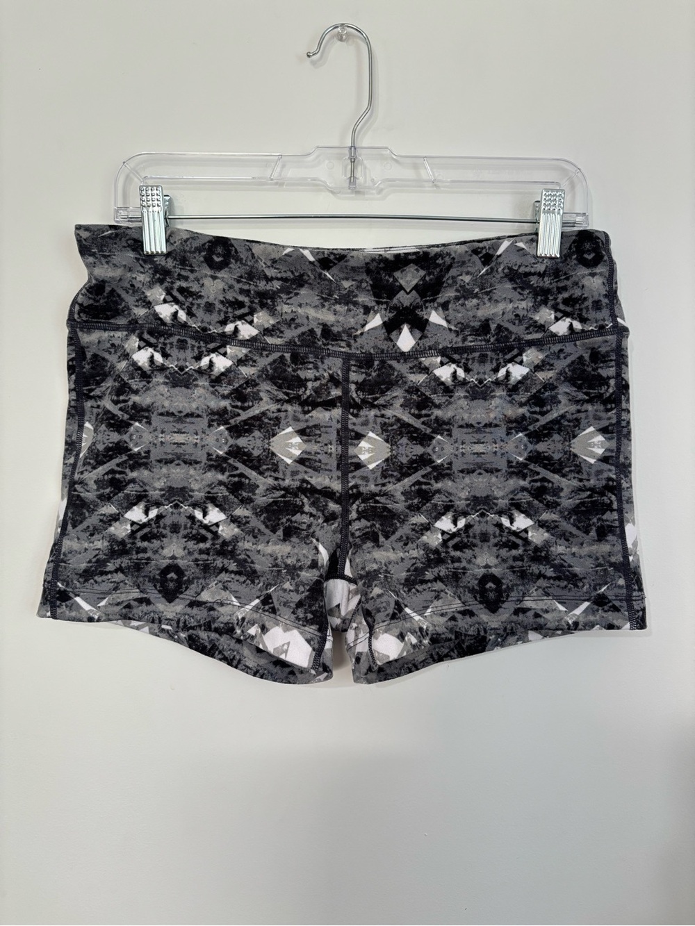 Athleta Black & Gray Printed High-Rise Athletic Shorts